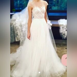 MIRA ZWILLINGER Wedding Dress ~ FLAW see last photos $10,000 Dress